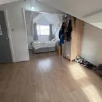 Rent 6 bedroom house in Wales