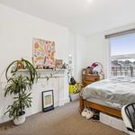 Rent 4 bedroom flat in London