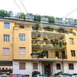 Rent 2 bedroom apartment of 40 m² in Milano