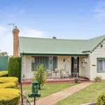 Rent 3 bedroom house in  Maryborough VIC 3465                        