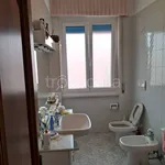 Rent 4 bedroom apartment of 100 m² in Genova