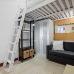 Rent 4 bedroom apartment in Barcelona