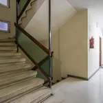 Rent 4 bedroom apartment in Barcelona