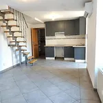 Maison de 60 m² avec 3 chambre(s) en location à Avignon