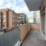 Rent 6 bedroom apartment in Rome