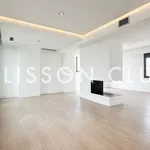 Rent 4 bedroom house of 263 m² in Madrid