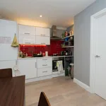 Rent a room of 54 m² in london