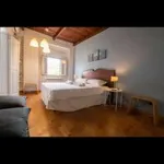 Rent 2 bedroom apartment of 40 m² in Naples