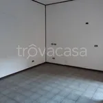 Rent 6 bedroom apartment of 260 m² in Gela