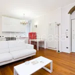 Rent 2 bedroom apartment of 70 m² in Milano