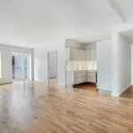 Rent 4 bedroom apartment of 96 m² in København S