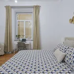 Rent a room in lisbon