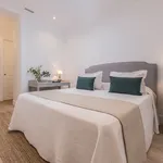 Rent 1 bedroom apartment of 87 m² in Madrid