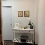 Rent 4 bedroom apartment in Valencia