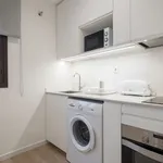 Rent 1 bedroom apartment of 30 m² in Barcelona