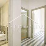 Rent 5 bedroom apartment of 181 m² in Rome