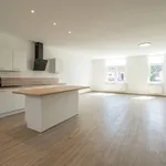 Rent 3 bedroom apartment in Braine-l'Alleud