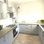 Rent 4 bedroom flat in East Of England