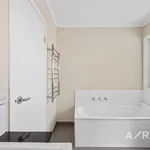 Rent 2 bedroom apartment in Donvale