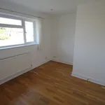 Rent 2 bedroom flat in South East England