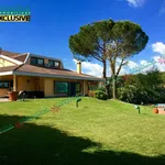 Rent 5 bedroom house of 850 m² in Rome