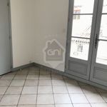 Rent 4 bedroom apartment of 74 m² in Arles