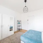 Rent a room of 95 m² in Strasbourg