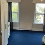 Rent 7 bedroom house in Wales