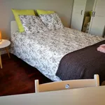 Rent 4 bedroom apartment in Porto