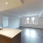 Rent 3 bedroom apartment in Manhattan