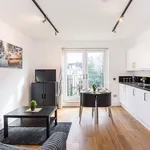 Rent 2 bedroom apartment in London