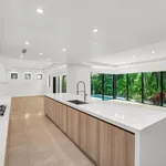 Rent 5 bedroom house of 299 m² in Miami Beach