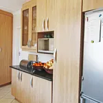 Rent 3 bedroom apartment of 159 m² in Sandton