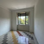 Rent 3 bedroom apartment of 70 m² in Milano