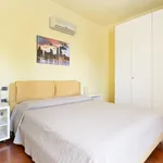 Rent 2 bedroom apartment in Florence