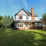 Rent 4 bedroom house in Telford