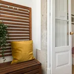 Rent 1 bedroom apartment of 25 m² in Porto