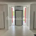 Rent 5 bedroom house of 150 m² in Latina