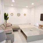 Rent 4 bedroom house of 272 m² in Benahavís