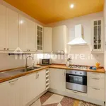 Rent 3 bedroom apartment of 60 m² in Genoa