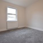 Rent 2 bedroom flat in South East England