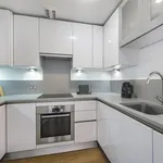 Rent 2 bedroom flat of 87 m² in London