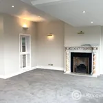 Rent 3 bedroom flat in Edinburgh