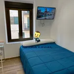 Alquilo 5 dormitorio apartamento de 90 m² en Universidad