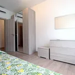 Rent a room of 90 m² in milan