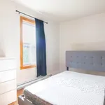 Rent 5 bedroom apartment in Sherbrooke