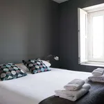 Rent 3 bedroom apartment in madrid