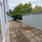 Appartement de 107 m² avec 5 chambre(s) en location à Eybens