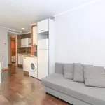 Rent 1 bedroom apartment of 538 m² in Valencia