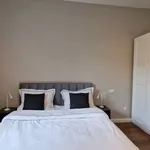 Rent 1 bedroom apartment of 78 m² in Dusseldorf